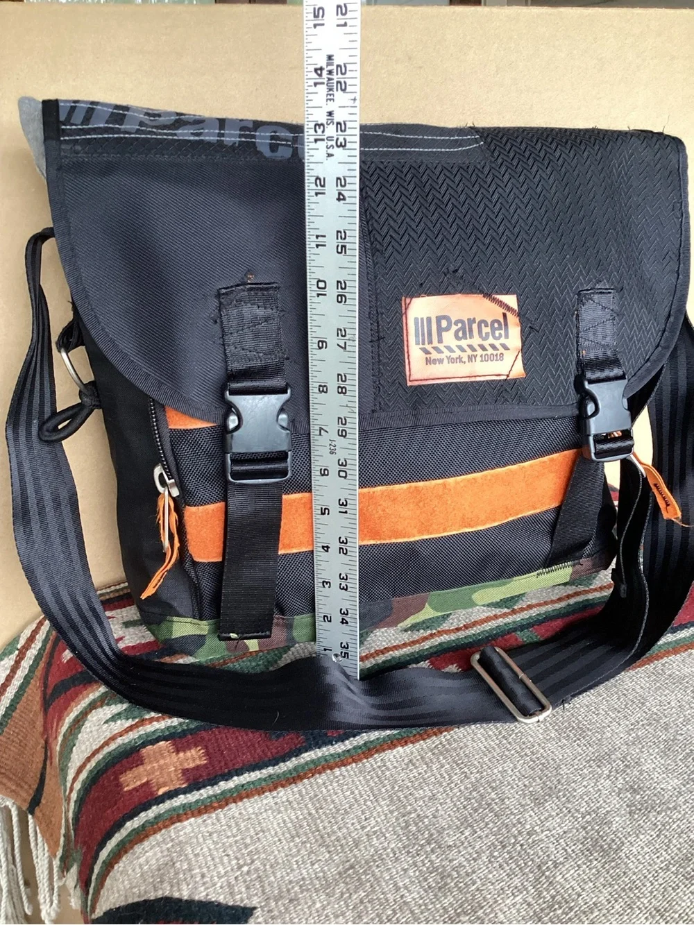Parcel New York brown camo messenger bag rugged nylon commuter bag